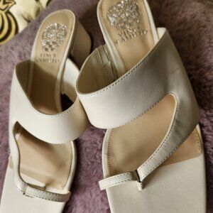 Vincent Camuto Sasienda Ivory Sandals 38.5 8W new